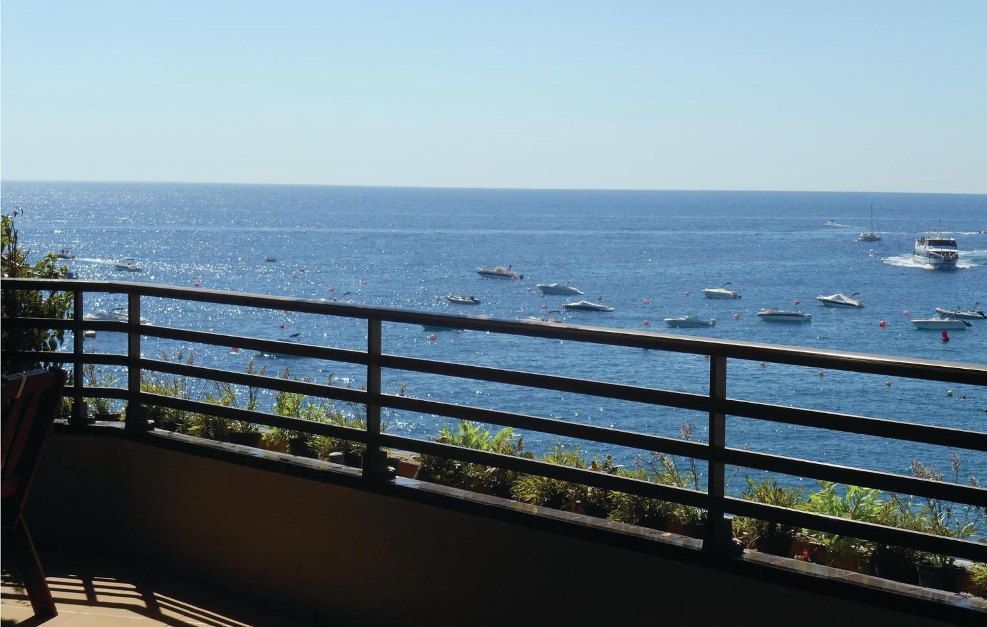 3 Bedroom Gorgeous Apartment In Tossa De Mar Kültér fotó