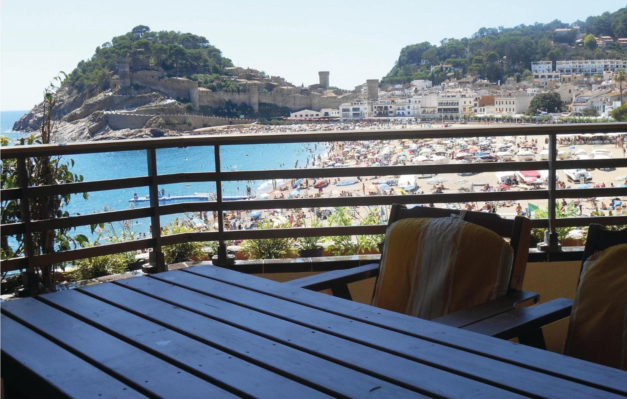 3 Bedroom Gorgeous Apartment In Tossa De Mar Kültér fotó