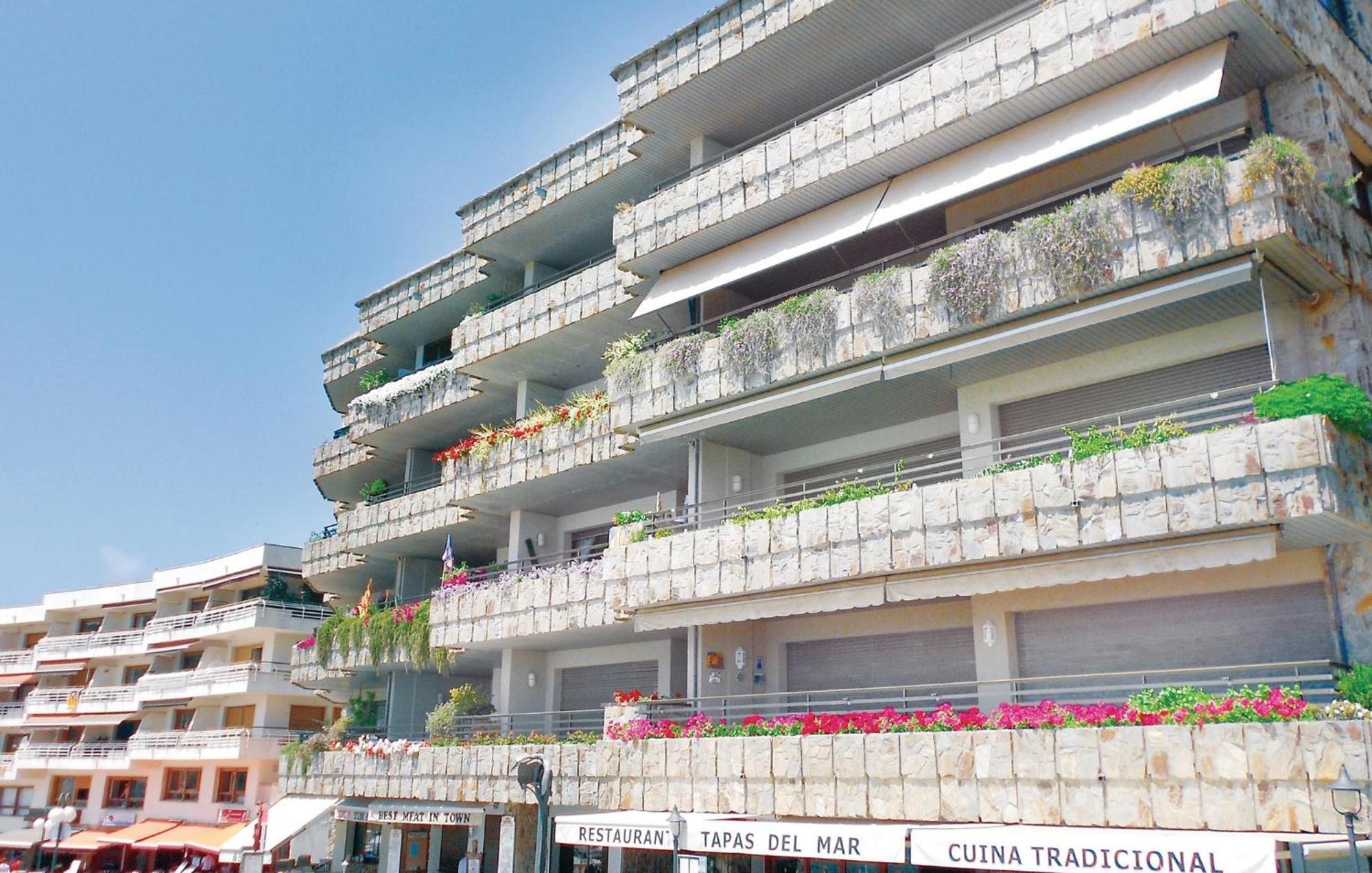 3 Bedroom Gorgeous Apartment In Tossa De Mar Kültér fotó